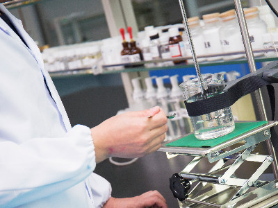 為什么院線功效護膚品效果那么突出？院線產品優勢大揭密！